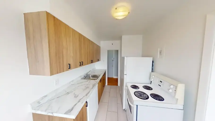 Photo of 3699 Windsor Street Property Image