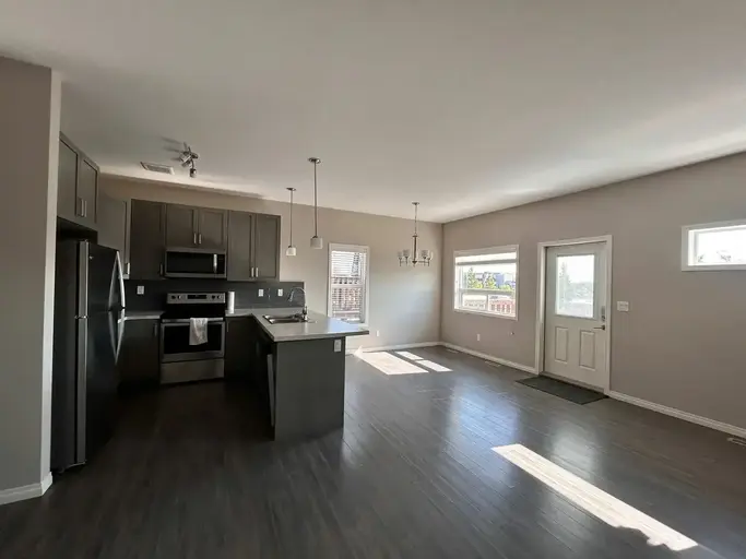 Photo of 30 Hutton Place, Penhold Property Image