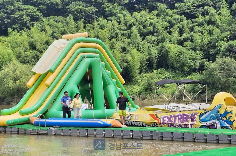 순창군이 부안해양경찰서와 함께 여름 물놀이 시즌 앞두고 관내 수상레저사업장의 안전장비와 요원 배치 상황을 점검했다. (전북 순창군 제공)