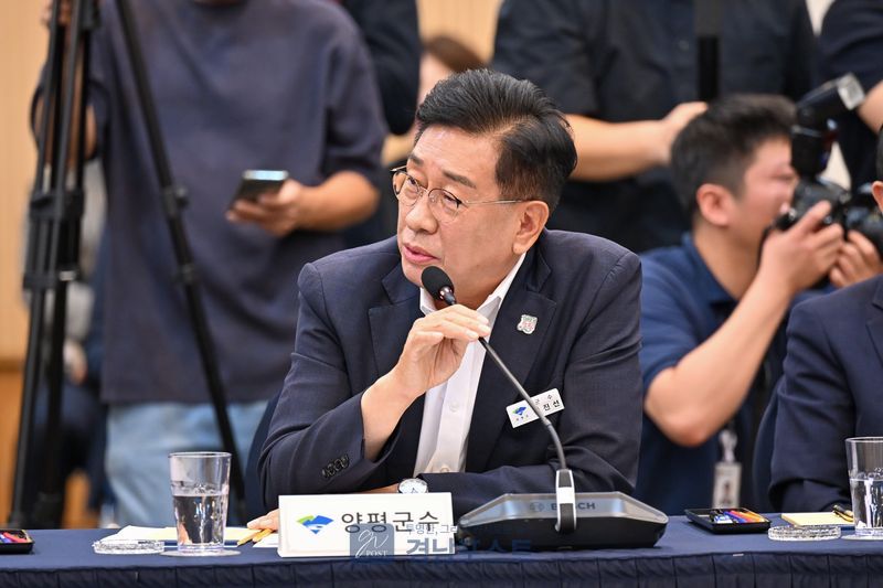 양평군이 경기도지사-시장·군수 간담회에 참석해 군립병원 설립 등 민선9기 핵심 공약사업의 추진을 위해 경기도의 적극적 지원을 건의했다. (양평군 제공)