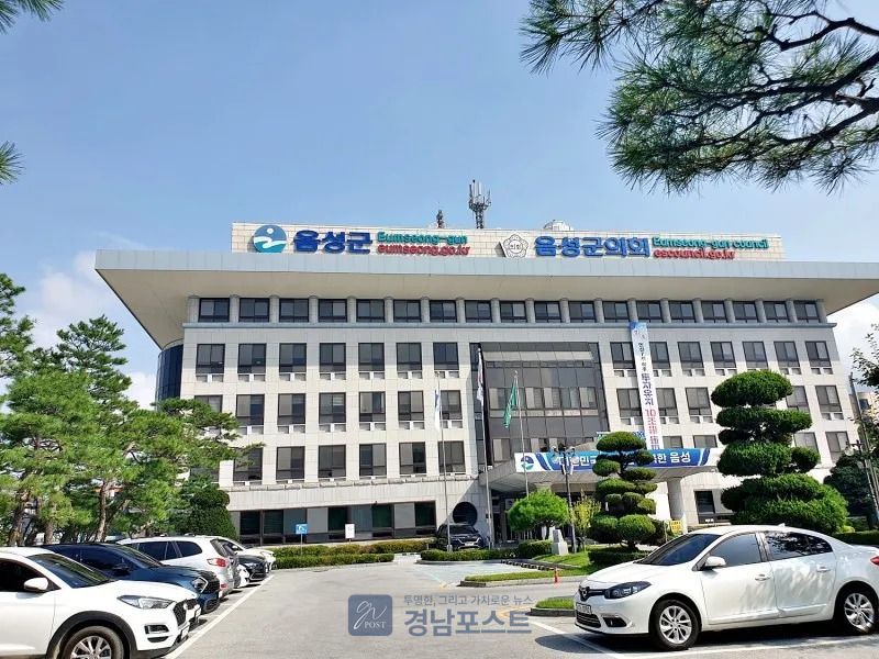 음성군이 맹동혁신국민체육센터에서 찾아가는 AI 디지털 문해교육을 운영 중이다.(음성군 제공)