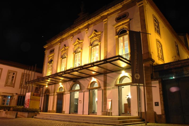 Teatro de Mia Couto e Faulkner, música de Rodrigo Leão e Teresa Salgueiro abrem época do ‘Diogo Bernardes’