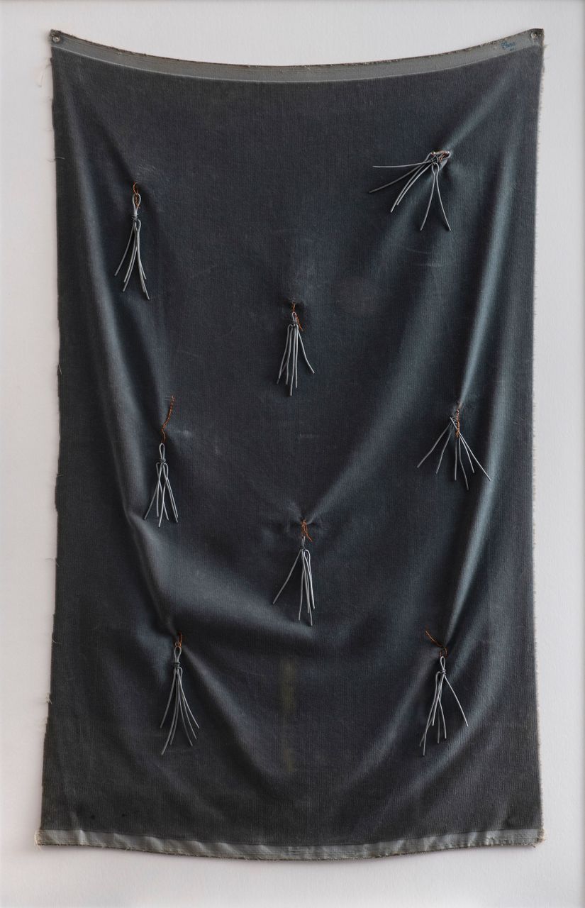Rifat, 1988 | Iron and copper wire on velvet 58 x 93 cm