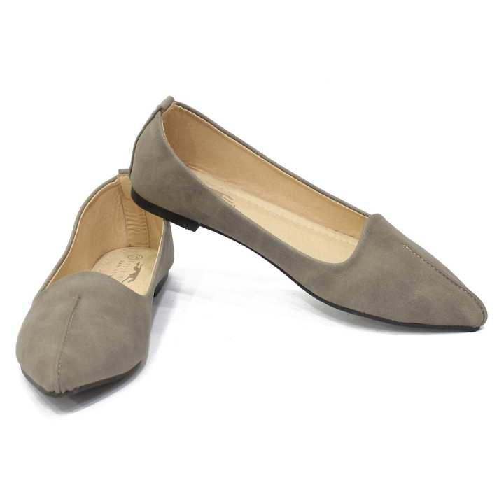 close shoes for women