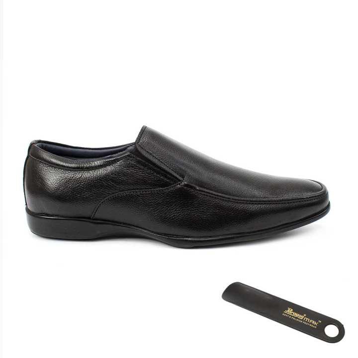 paragon max men's black formal shoes