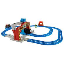 Fisher-Price Thomas & Friends Motorized Railway Diesel's Lift & Shift Set