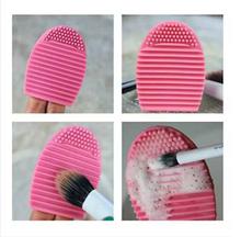 Cosmetic Makeup Brush Cleaner (Multi Color)