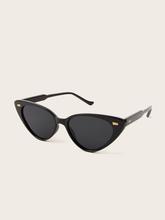 Metal Detail Cat Eye Sunglasses