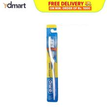 Oral B Shiny Clean Toothbrush, Meduim