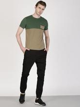 ether Men Green Colourblocked Round Neck T-shirt
