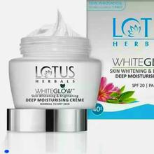 Lotus Herbal White Glow Deep Moisturising Creme SPF 20,PA+++,40g