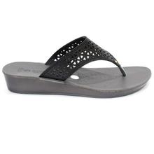 aeroblu Black Laser Cut V-Strap Sandals For Women - GE02