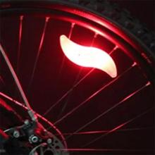 New Bicycle Light with Battery 2017 Bike Accessories Bike Spoke Wheel Light Safe Bicycle lamp