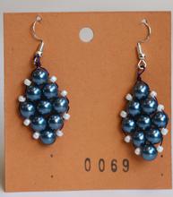 New Arrival Handmade Pearl Earring in Blue