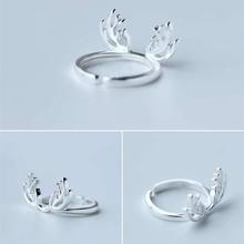 Silver Toned Alloy Elk Designed Adjustable Finger Ring For Women