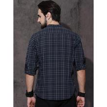 Roadster Men Navy & Grey Regular Fit Checked Casual Shirt