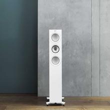 KEF R7