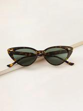 Tortoiseshell Frame Cat Eye Sunglasses