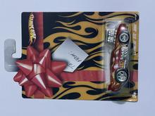 Hot Wheels 2007 Holiday Cars '69 Pontiac GTO Judge (M3067)