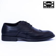 Caliber Shoes Black Lace Up Formal Shoes For Men (637C)