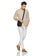 Levi’s Men’s Solid Slim Fit Casual Shirt – Beige