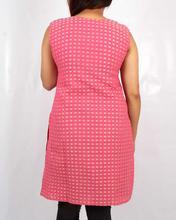 Saavya Design'S Women Heavy Embroidered Pink Kurti