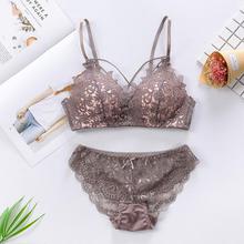 DeRuiLaDy Sexy Lingerie Lace Embroidery Bra and Briefs Set