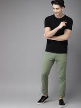 Men Green Slim Fit Solid Cropped Chinos