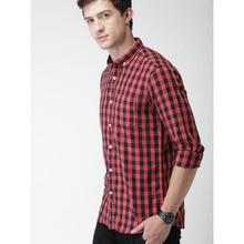 Mast & Harbour Men Pink & Black Slim Fit Checked Casual Shirt