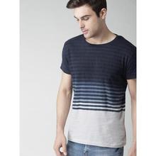 Mast & Harbour Men Navy Blue Striped Round Neck T-shirt