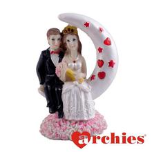 Archies Moon Married Couple Statue