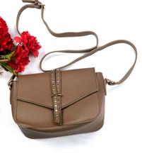 Lush Fashionable Handbag and Shoulder Bag For Women