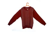 Men Knitted Design Striped Sweater – Maroon