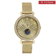 Titan 95015YM01 Champagne Dial Analog Watch For Women - Gold