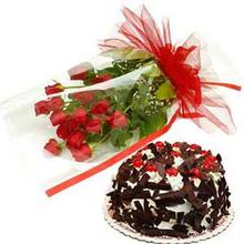Red Rose & Chocolate Cake