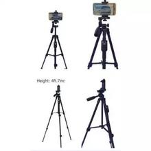 YUNTENG TRIPOD WITH DETACHABLE BLUETOOTH REMOTE (YT-5208)