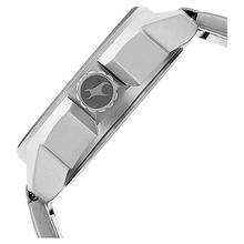 Fastrack Silver Dial Metal Strap Analog Watch For Men – 3089SM02