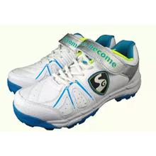 SG Cricket Shoes Hilite Stud