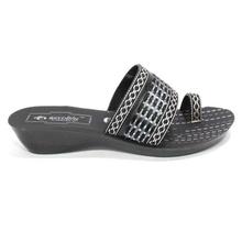 aeroblu Black/Grey Textured Toe Loop Sandals For Women - PS31