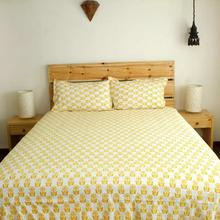 Yellow Pot Printed Double Bed Cotton Bedsheet