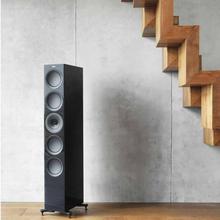 KEF R11