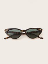 Tortoiseshell Frame Cat Eye Sunglasses