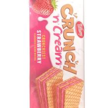 Tiffany Crunch N Cream Strawberry Wafer 135gram