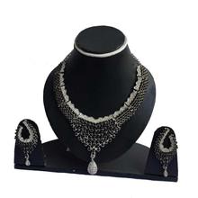 BLACK STONES STUDDED SILVER METAL NECKLACE SET FOR WOMEN