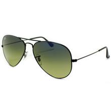 Ray Ban Aviator Black Frame Green Gradient Lens Sunglasses