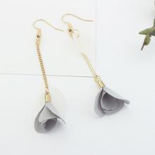 Unique Flower Women's Hanging Earrings Circle Earrings Grey