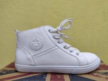 White Sporty Fashionable Ankle Length Sneakers