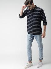 Men Navy Blue & Off-White Slim Fit Striped Casual Shirt