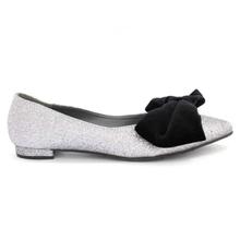 DMK Silver Glittery Bowed Closed Shoes For Women - 37226