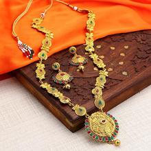 Sukkhi Glimmery Gold Plated Necklace Set for Women